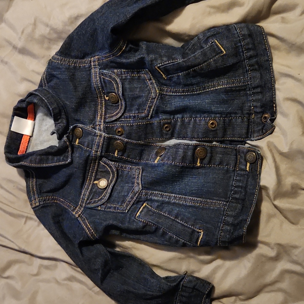 Carter's denim jacket 2T like new